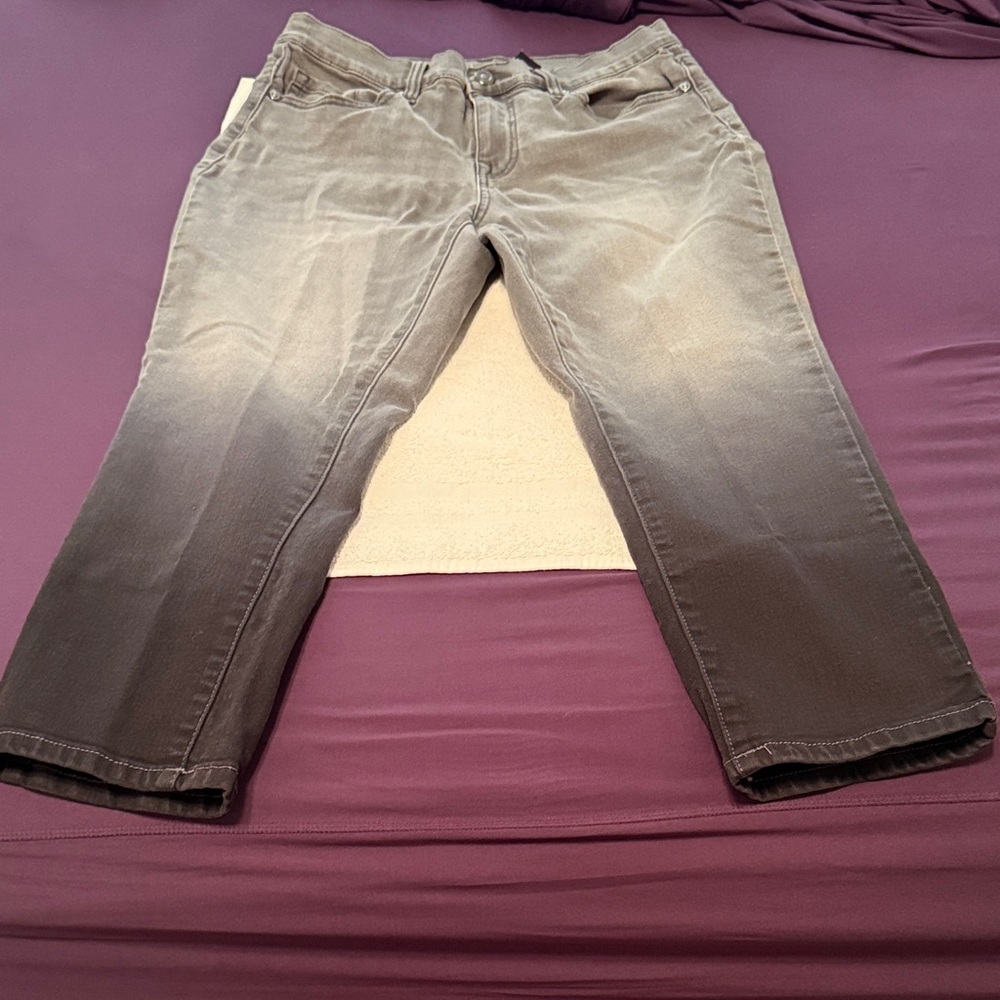 DG2 two tone stretch jeans